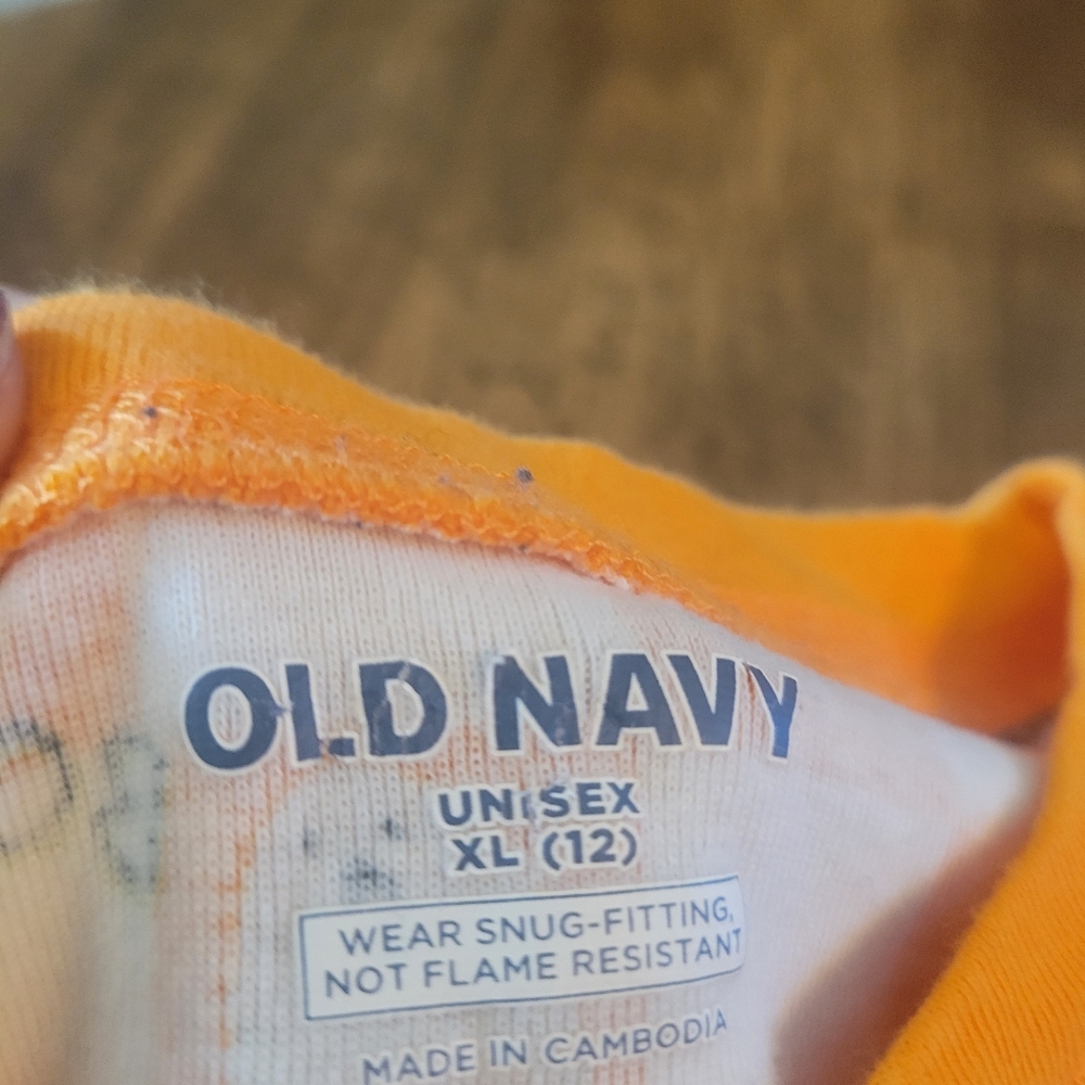 Old Navy Orange and White Halloween Pajama Top - Picture 4 of 4